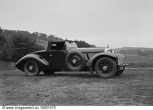 Charles Mortimers 2-sitziger Bentley mit Barker-Karosserie  ca. 1930er Jahre Künstler: Bill Brunell.