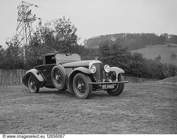 Charles Mortimers 2-sitziger Bentley mit Barker-Karosserie  ca. 1930er Jahre Künstler: Bill Brunell.