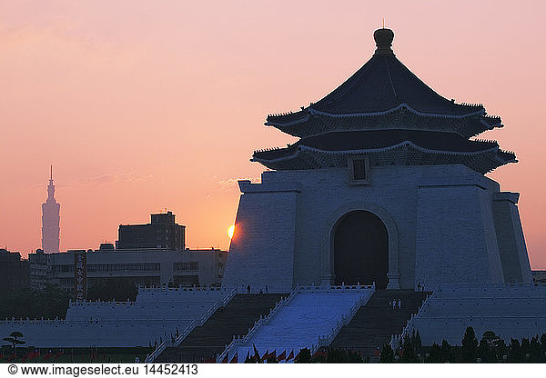 Chiang Kai-shek Memorial Hall at Sunrise