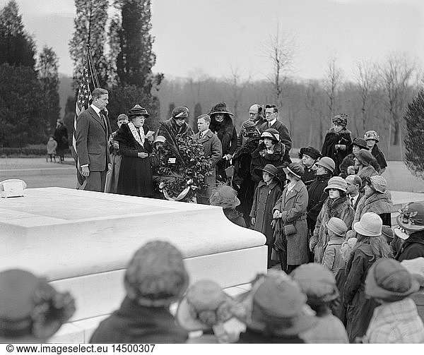 Children of American Revolution at Tomb of Unknown Soldier  Arlington National Cemetery  Arlington  Virginia  USA  National Photo Company  April 16  1923