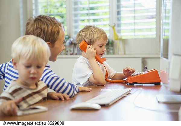 Children working in home office