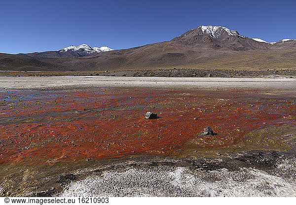 Chile  Blick auf das Geysirfeld Tatio