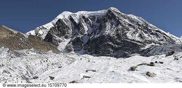 Chonbarden Glacier  Dhaulagiri Circuit Trek  Himalaya  Nepal