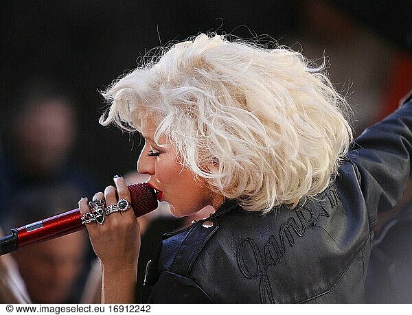 Christina Aguilera  2010  Foto: John Barrett/PHOTOlink