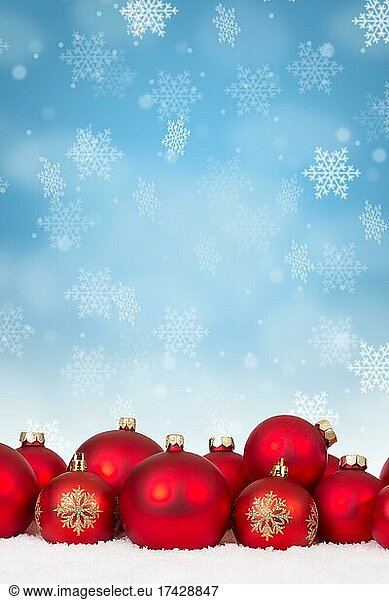 Christmas Many Red Christmas Balls Decoration Snowflakes Snow Winter copy space Copyspace Copy Space  Germany  Europe