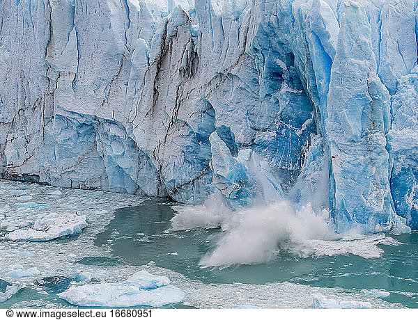 chunk breaking off Perito Moreno Glacier  Los Glaciares National Park