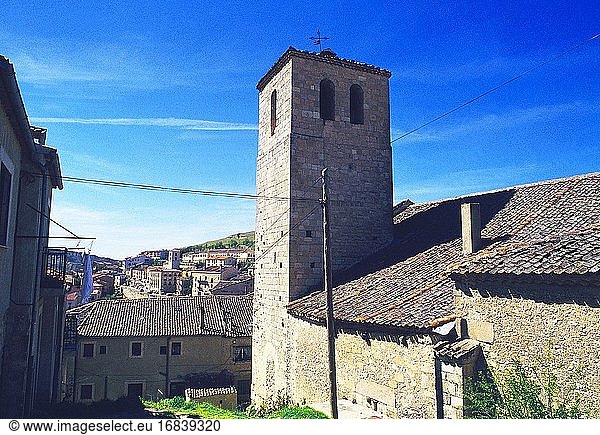 Church and overview. Sepulveda  Segovia province  Castilla Leon  Spain.