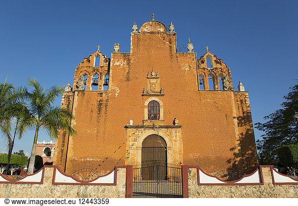 Church of San Juan Bautista  founded in 1609  Tekax  Yucatan  Mexico