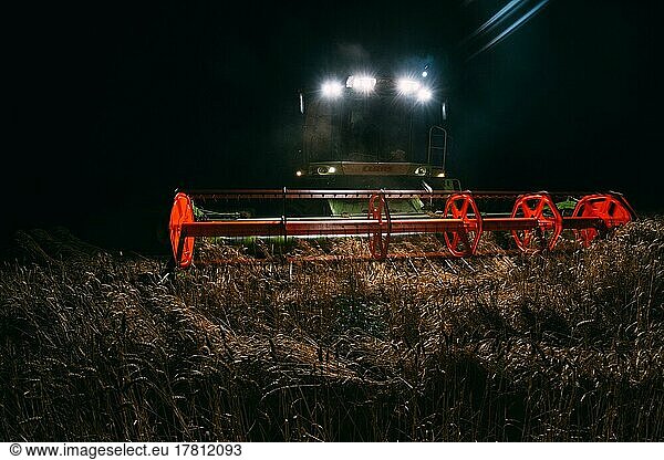 Claas 540 Lexion combine harvested wheat