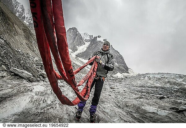 Cleaning the Mer de Glace