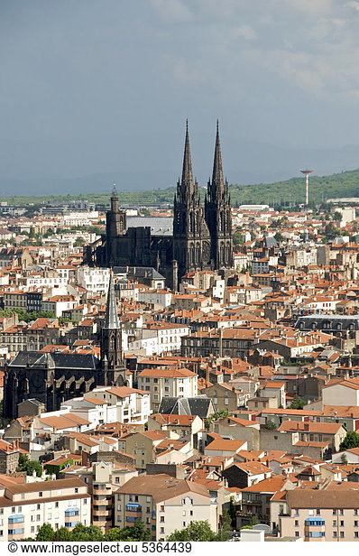 Clermont-Ferrand  Hauptstadt der Region Auvergne  Frankreich  Europa