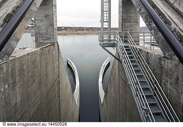 Closed Dam Floodgate