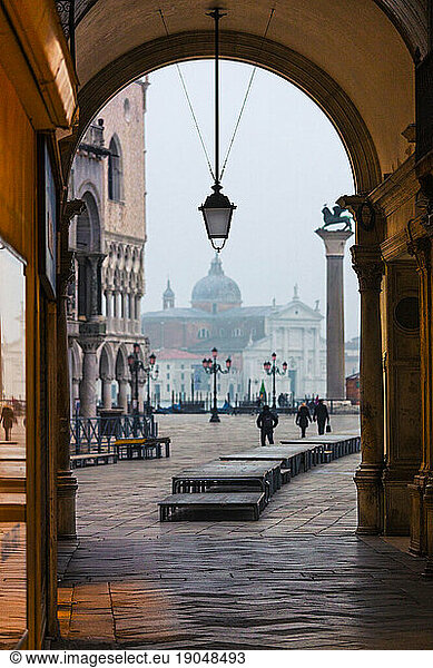 Cold morning in Venice