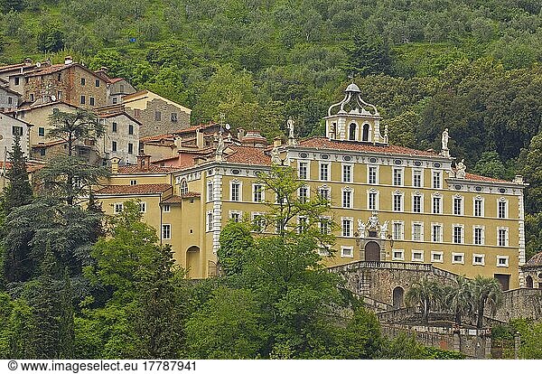 Collodi  Villa Garzoni  Val di Nievole  Tuscany  Italy  Europe