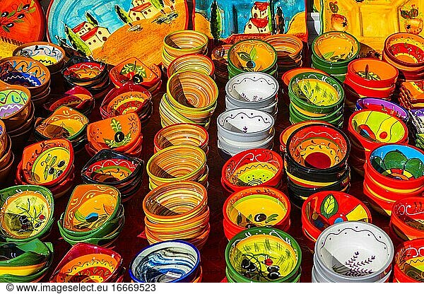 Colourful pottery at the weekly market market in I'Isle-sur-la-Sorgue  Luberon  Provence  France  Europe