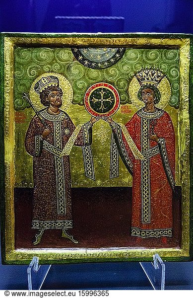 Constantino y helena manifiestan la cruz  tempera sobre madera  siglo X  museo de Evora  Evora  Alentejo  Portugal  europa.