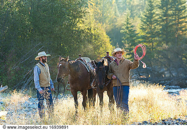 Cowboys und Pferde  Britisch-Kolumbien  Kanada.