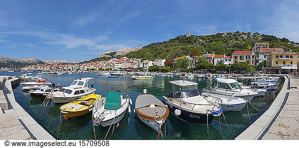 Croatia  Kvarner Gulf  Baska  Panoramic view of boats in harbor