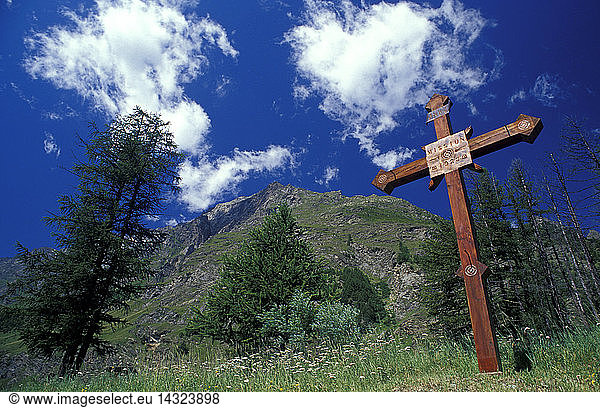 Cross  Val di Rhemes  Valle d´Aosta  Italy