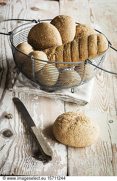 Crunchy home-baked buns and baguette