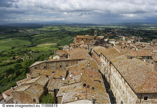 Dächer von Montepulciano  Provinz Siena  Toskana  Italien  Europa