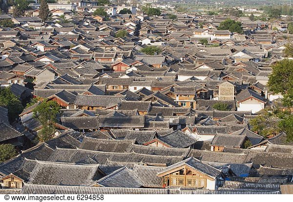 Dach Stadt China UNESCO-Welterbe Asien bevölkert Lijiang alt