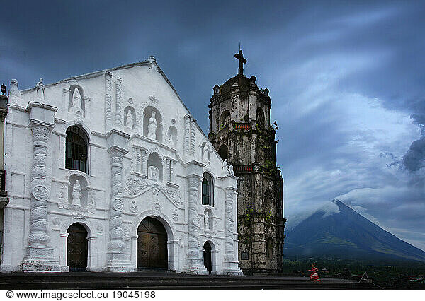 Daraga Church and steaming Mayon Volcano.
