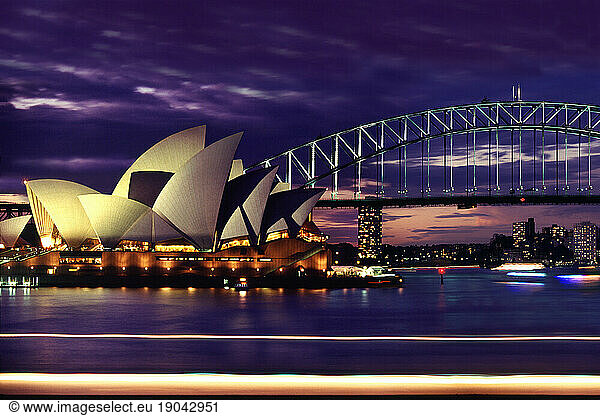 Darling Harbour  Sydney opera and harbour bridge