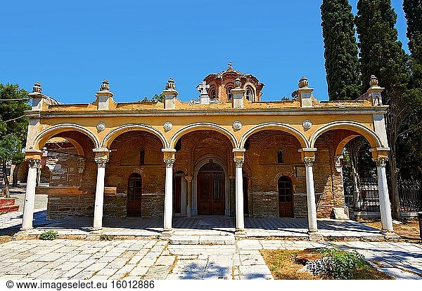 Das byzantinische Kloster von Vlatades (Vlatadon) aus dem 14. Jahrhundert ist ein paläochristliches und byzantinisches Bauwerk in Thessaloniki  Griechenland. Ein UNESCO-Weltkulturerbe.  .