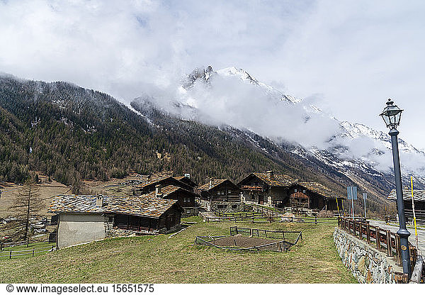 Das Dorf Tignet im Gran-Paradiso-Nationalpark  Aostatal  Italien
