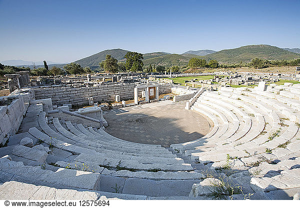 Das Odeon des Asklepeion in Messene,  Griechenland. Künstler: Samuel Magal