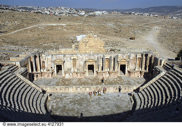 Das südliche Amphitheater des antiken Gerasa  dem heutigen Jerash  Jordanien