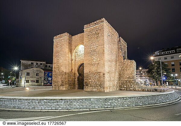 Das Tor von Toledo  Ciudad Real  Kastilien-La Mancha  Spanien  Europa