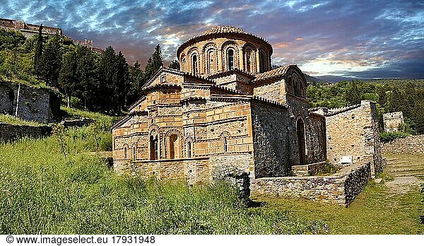 Das Äußere der byzantinischen Kirche des Heiligen Theodoroi. Mystras  Sparta  auf dem Peloponnes  Griechenland. Ein UNESCO-Weltkulturerbe