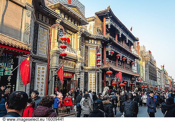 Dashilan Commercial Street im Bereich der Qianmen Street im Bezirk Dashilan in Peking  China.