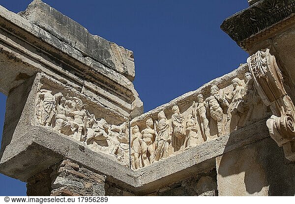 Deail vom Hadrianstempel  Ephesus  Izmir  Türkei  Asien