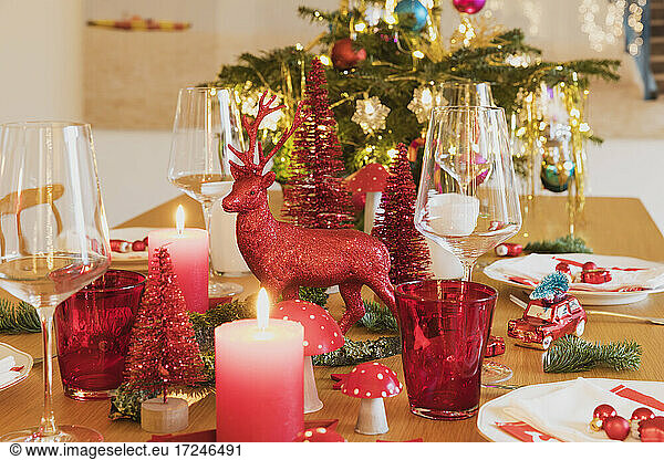 Decorative Christmas table setting