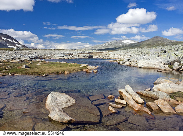 Der Bach Namnlauselva Saltfjellet-Svartisen-Nationalpark Provinz Nordland Norwegen Skandinavien Europa