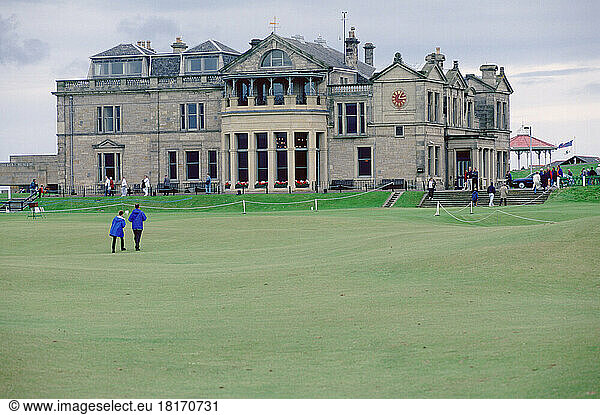 Der Golfplatz von St. Andrews in Schottland  der Heimat des Golfsports ; St. Andrews  Fife  Schottland