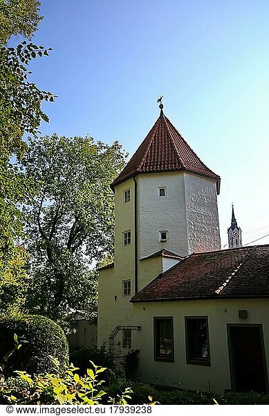 Der historische Pechlerturm von Schrobenhausen. Schrobenhausen  Oberbayern  Bayern  Deutschland  Europa