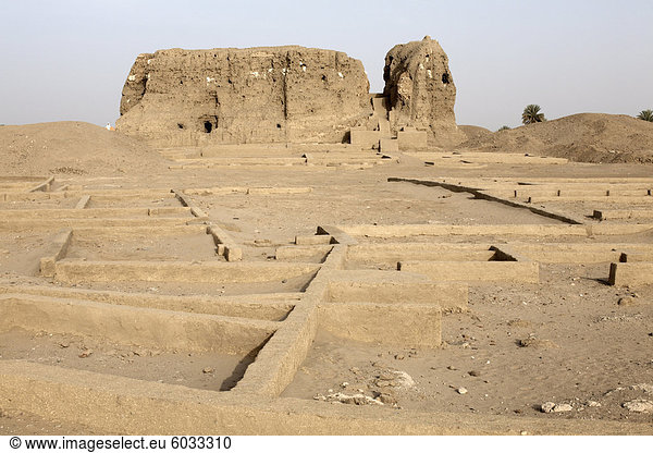 Der 3.500 Jahre alten Lehmziegeln westliche Deffufa  Sitz der der erste unabhängige Reich von Kusch  Kerma  Sudan  Afrika