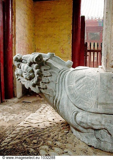 Detail der Leichenhalle Stela bei Tempel. Peking. China