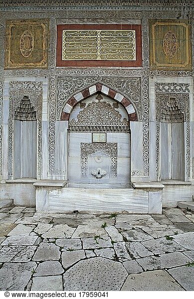 Detailansicht vom III. Ahmet-Brunnen  Istanbul  Türkei  Asien