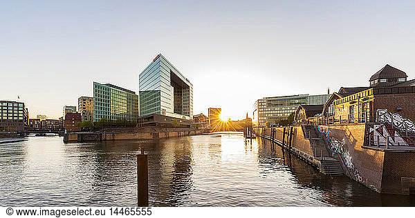 Deutschland  Hamburg  Bürohochhaus an der Ericusspitze