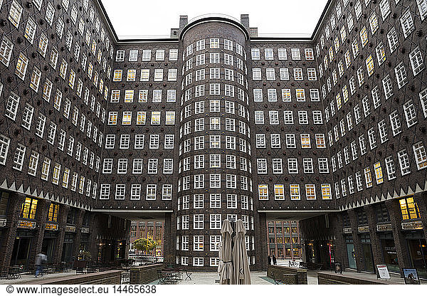 Deutschland  Hamburg  Innenhof des Sprinkenhofs