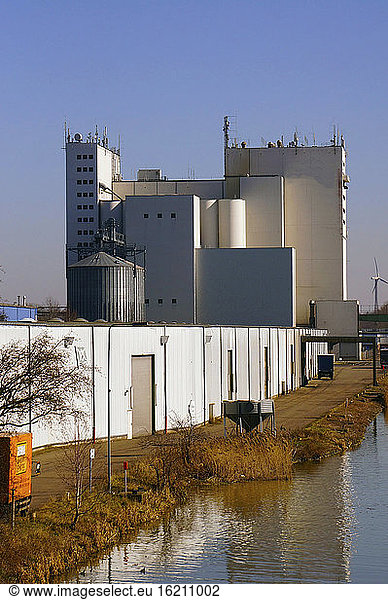Deutschland  Industriegebäude für Aluminiumprodukte in Minden  Deutschland
