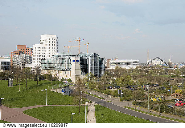 Deutschland  Nordrhein-Westfalen  Düsseldorf  WDR-Studiogebäude