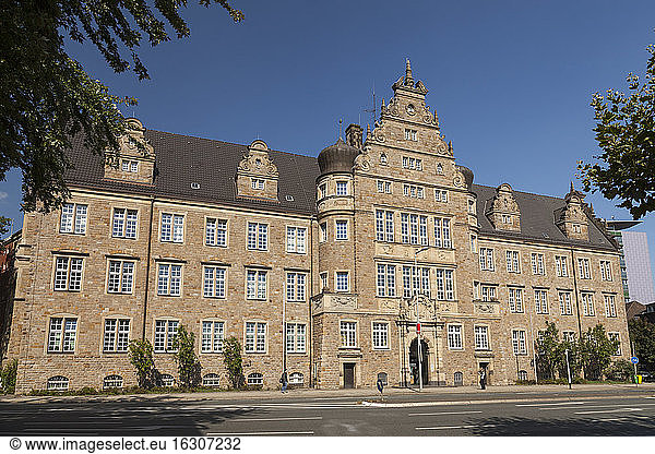 Deutschland  Nordrhein-Westfalen  Oberhausen  Gerichtsgebäude  Landgericht