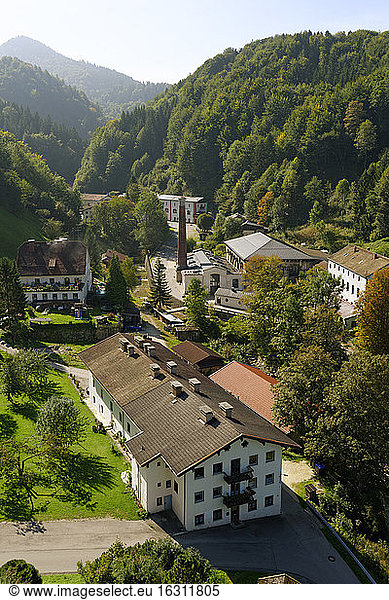 Deutschland  Oberbayern  Chiemgauer Alpen  Bergen  Chiemgauer Alpen  Maximilianshütte  Maxhütte  ehemalige Maximilianshütte