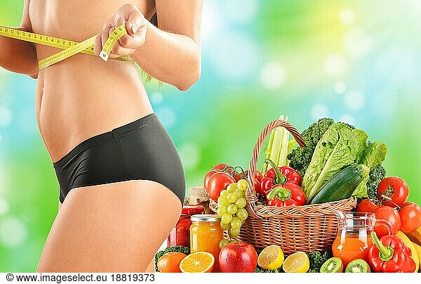 Diät. Ausgewogene Ernährung auf der Basis von rohem Biogemüse